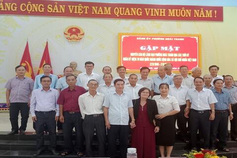 Đảng ủy phường Hoài Thanh tổ chức gặp mặt Nguyên cán bộ lãnh đạo phường Hoài Thanh qua các thời kỳ